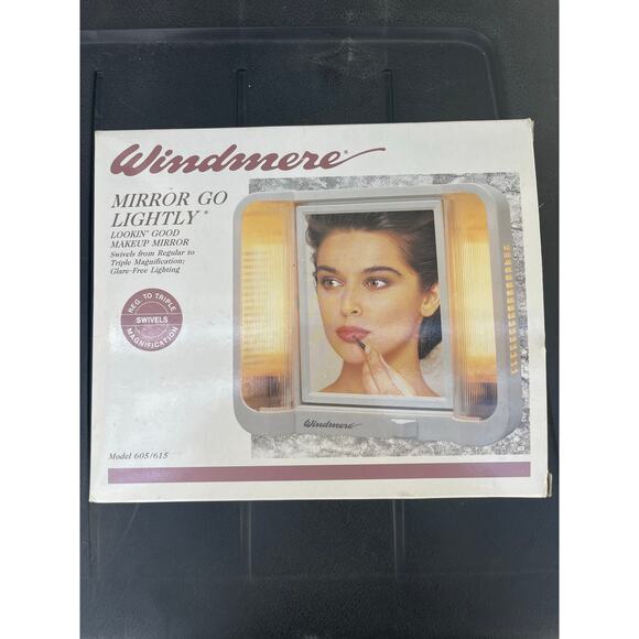 Vintage Windmere Mirror Go Lightly Makeup Cosmetic Vanity Mirror Lighted Retro - Picture 1 of 3